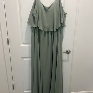 Moss green Nora Style bridesmaid dress from Kennedy Blue. Size 20. With pockets